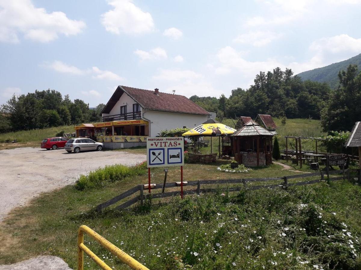 Prenociste Vitas Bed & Breakfast Miljevina Екстериор снимка