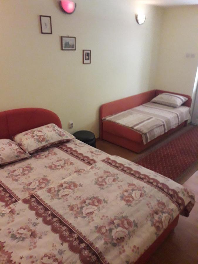 Prenociste Vitas Bed & Breakfast Miljevina Екстериор снимка