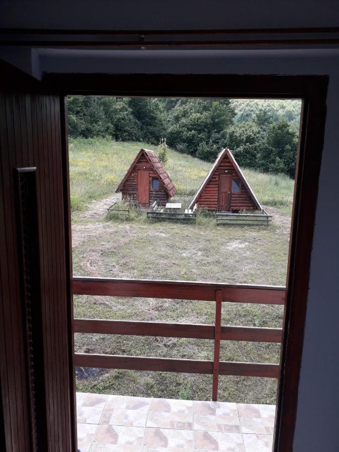 Prenociste Vitas Bed & Breakfast Miljevina Екстериор снимка